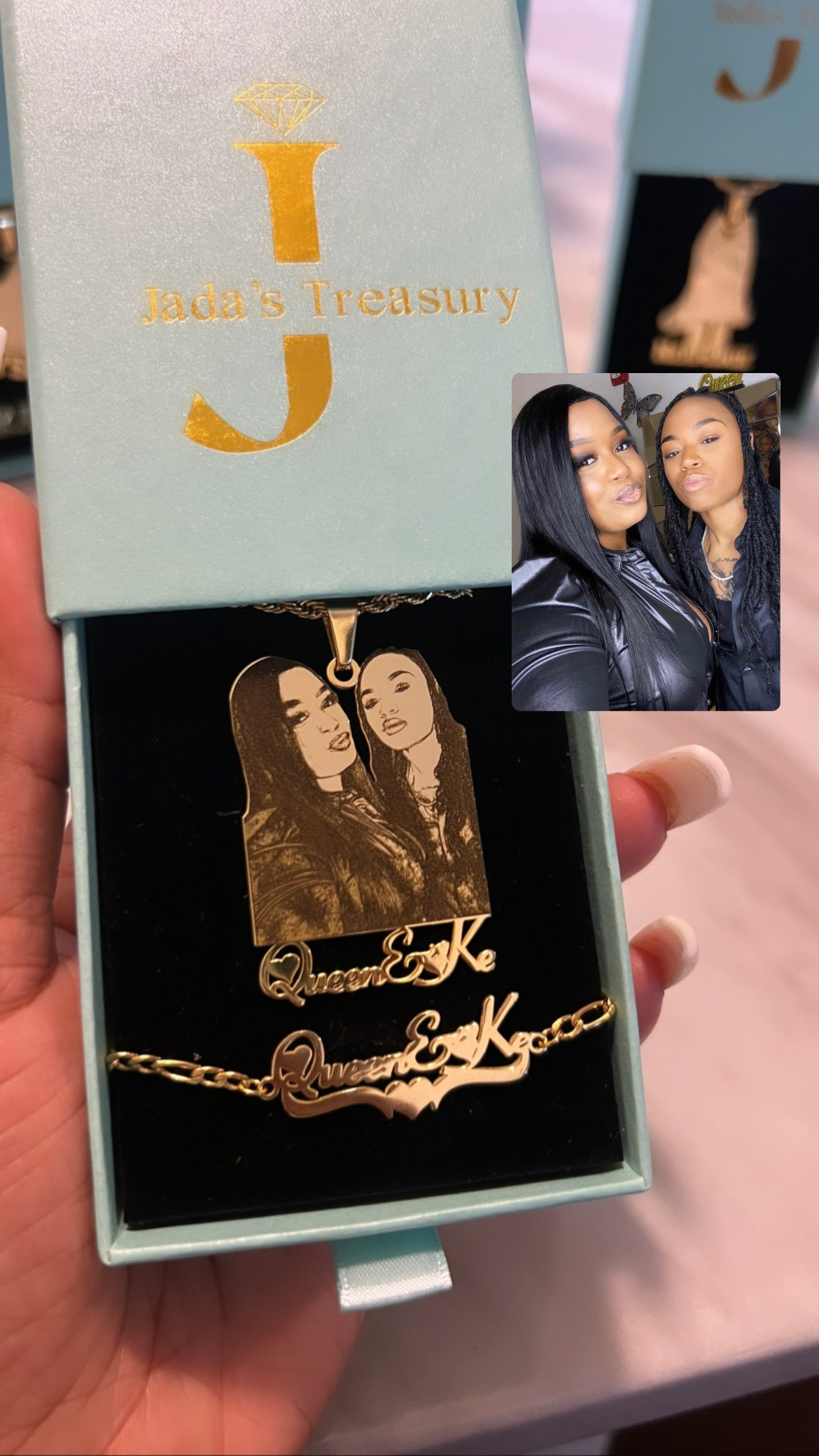 Custom photo pendant